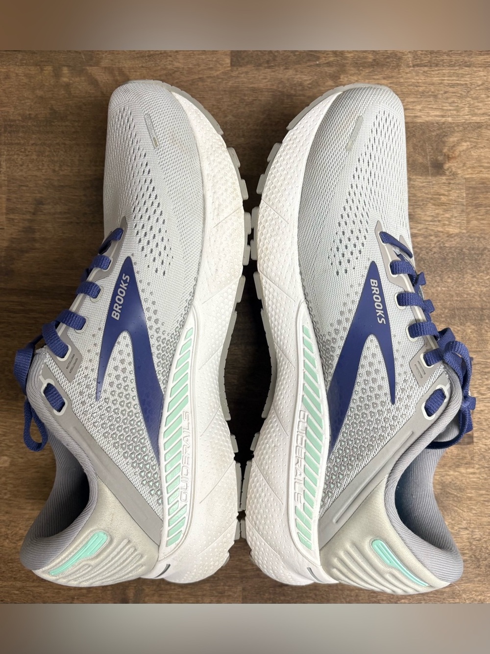 Brooks Adrenaline GTS 22 Women’s 9.5 Extra Wide 2E Grey Blue Green